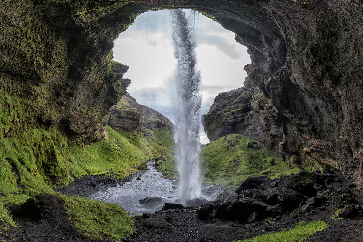 photo-wallpaper-hidden-waterfall