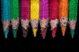 photo-wallpaper-crayons-in-the-water