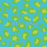 patterned-wallpaper-cheetah-goes-for-a-swim