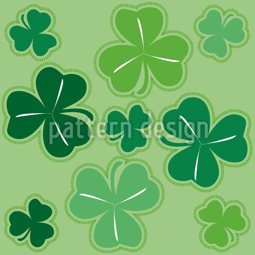 patterned-wallpaper-clover