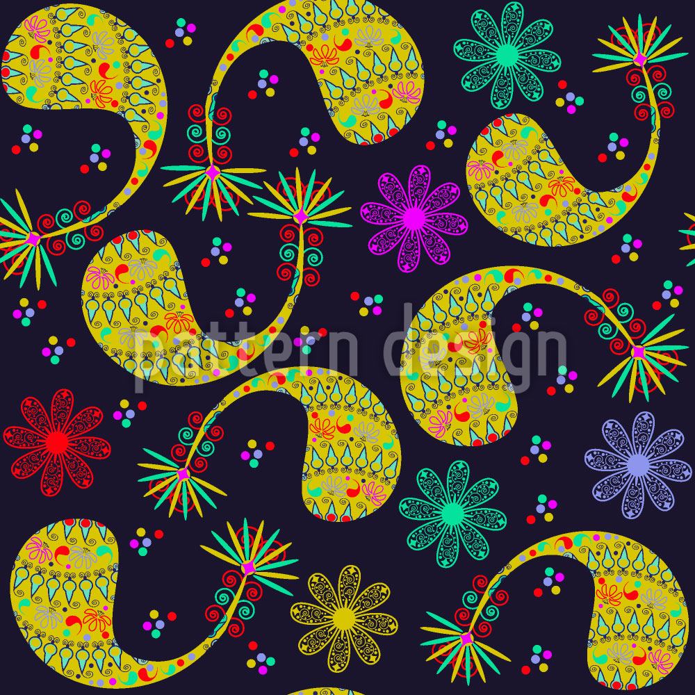 patterned-wallpaper-paisley-and-flower-at-night