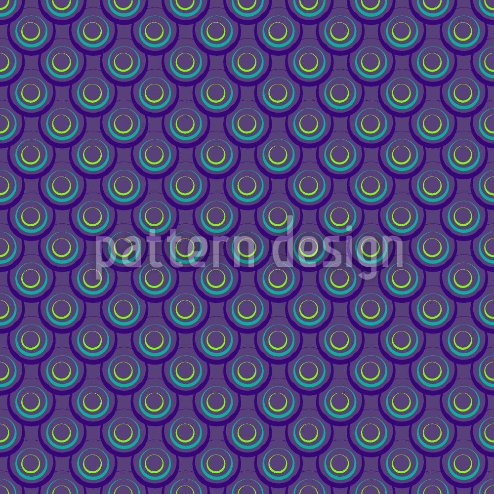 patterned-wallpaper-peacock-feathers