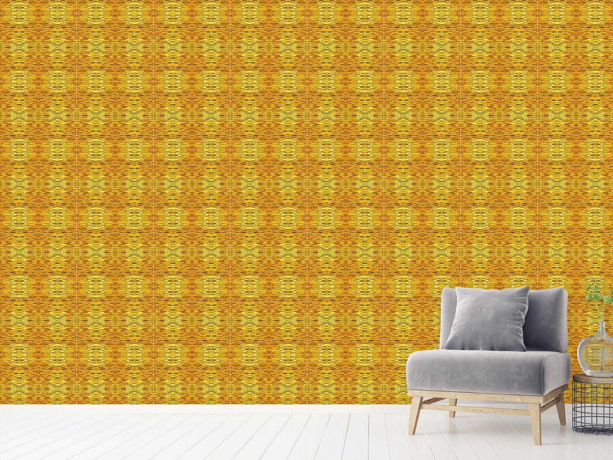 patterned-wallpaper-fibrillation-in-the-gold-chamber