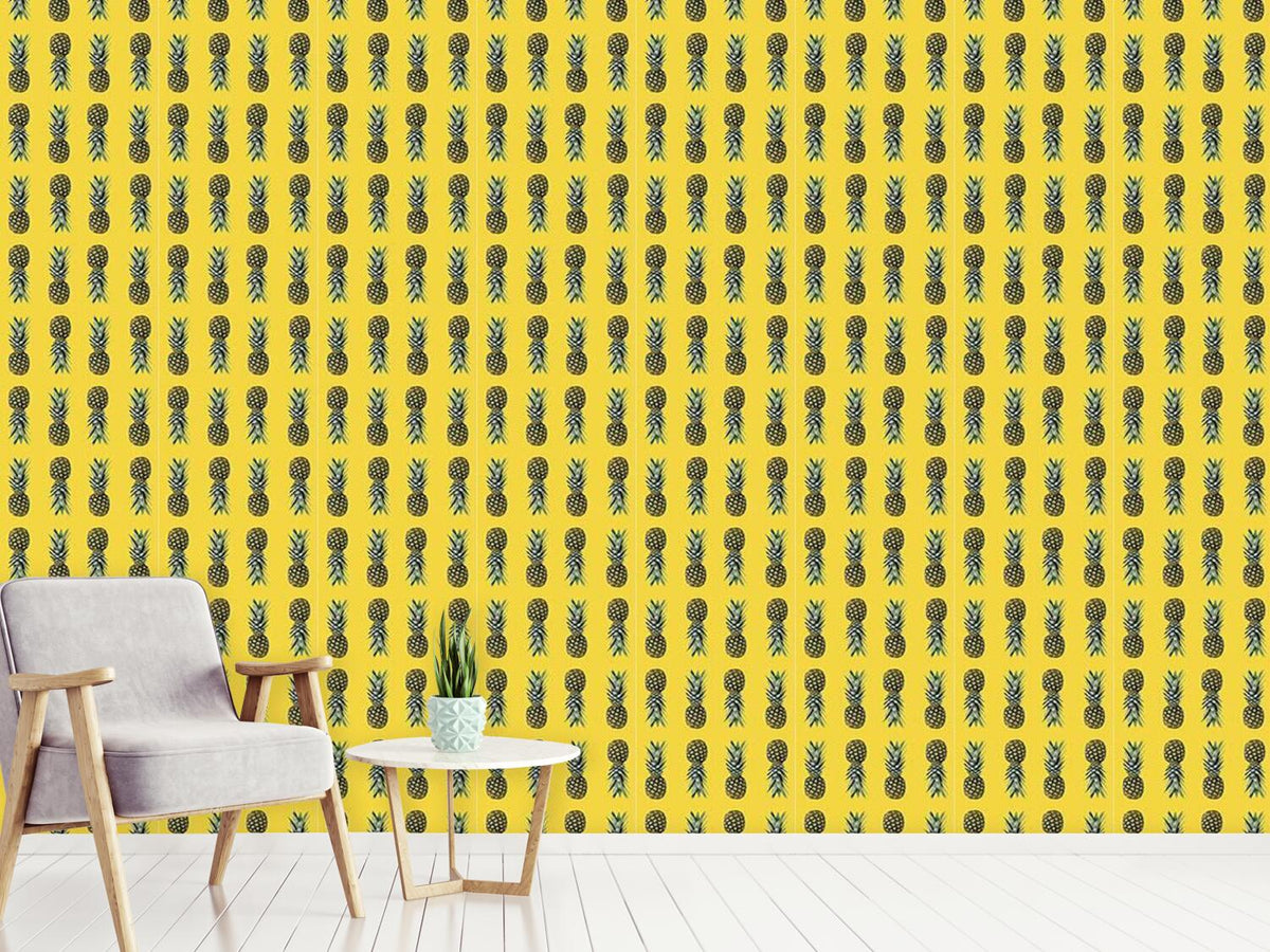 patterned-wallpaper-pineapples-from-brazil