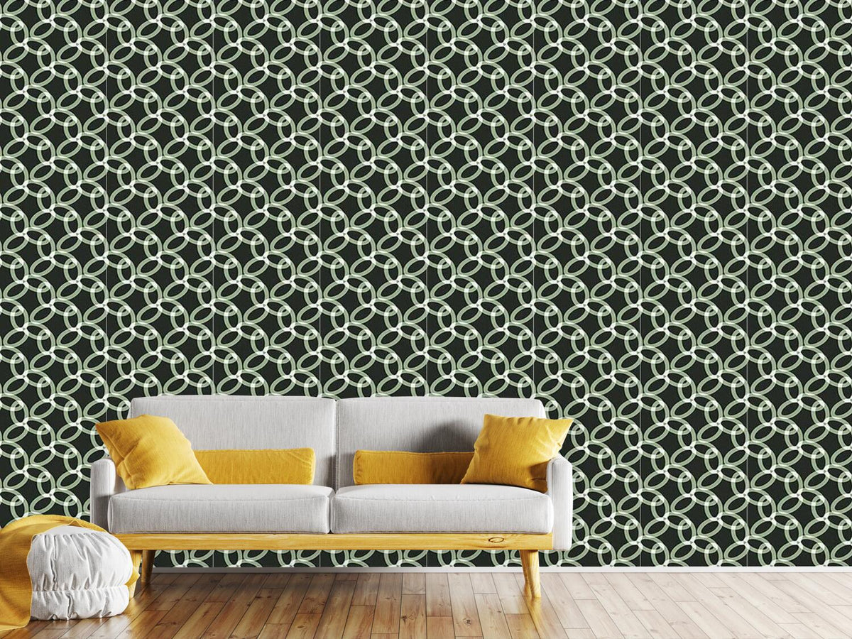 patterned-wallpaper-in-chains