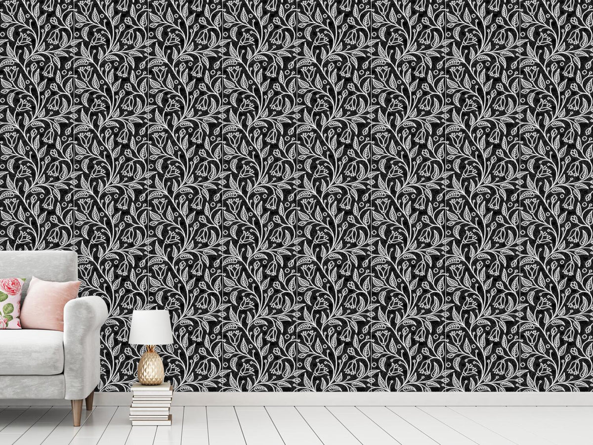 patterned-wallpaper-floral-engraving