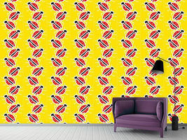 patterned-wallpaper-climbing-ladybugs