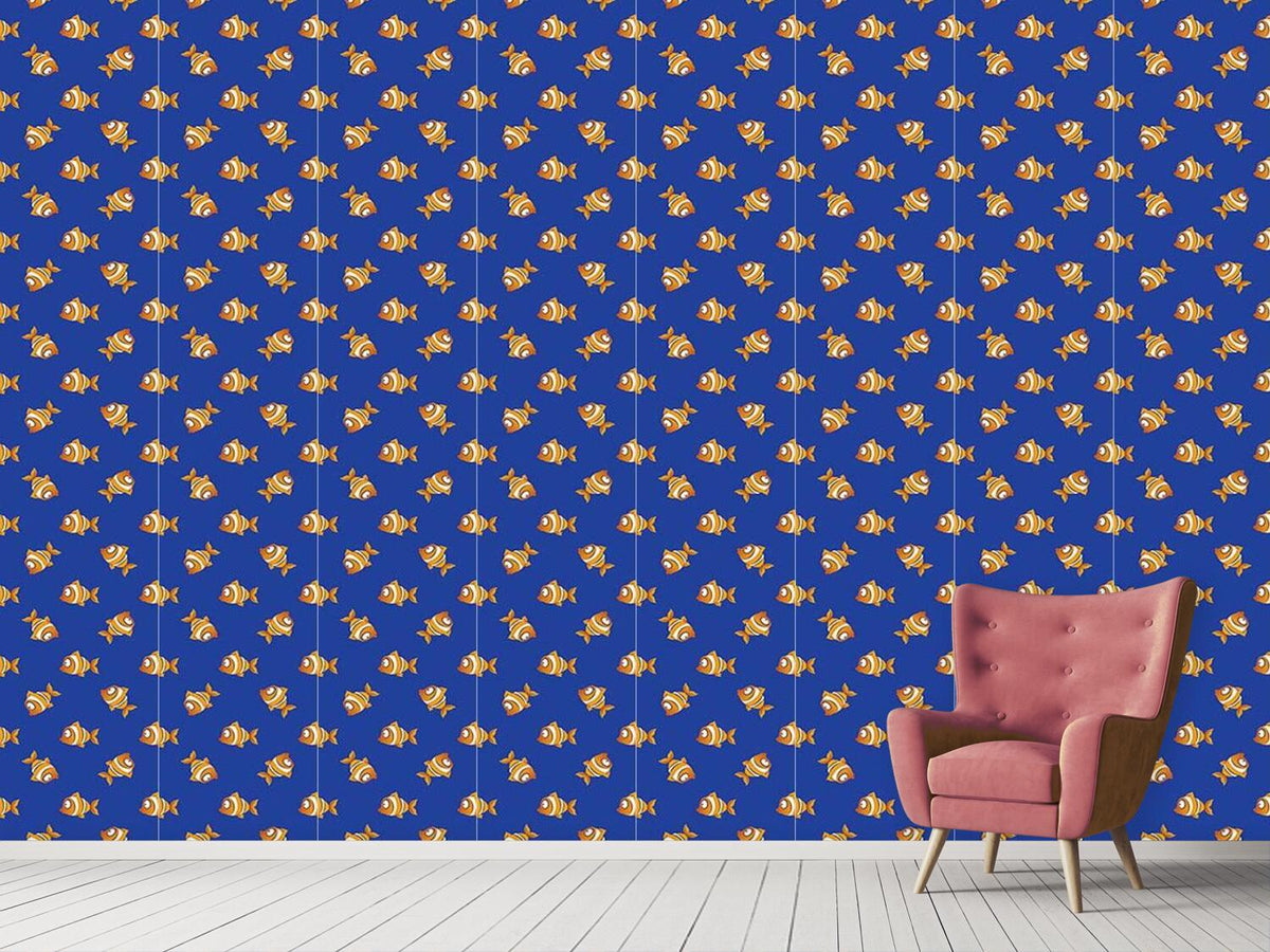 patterned-wallpaper-clown-fish-at-night