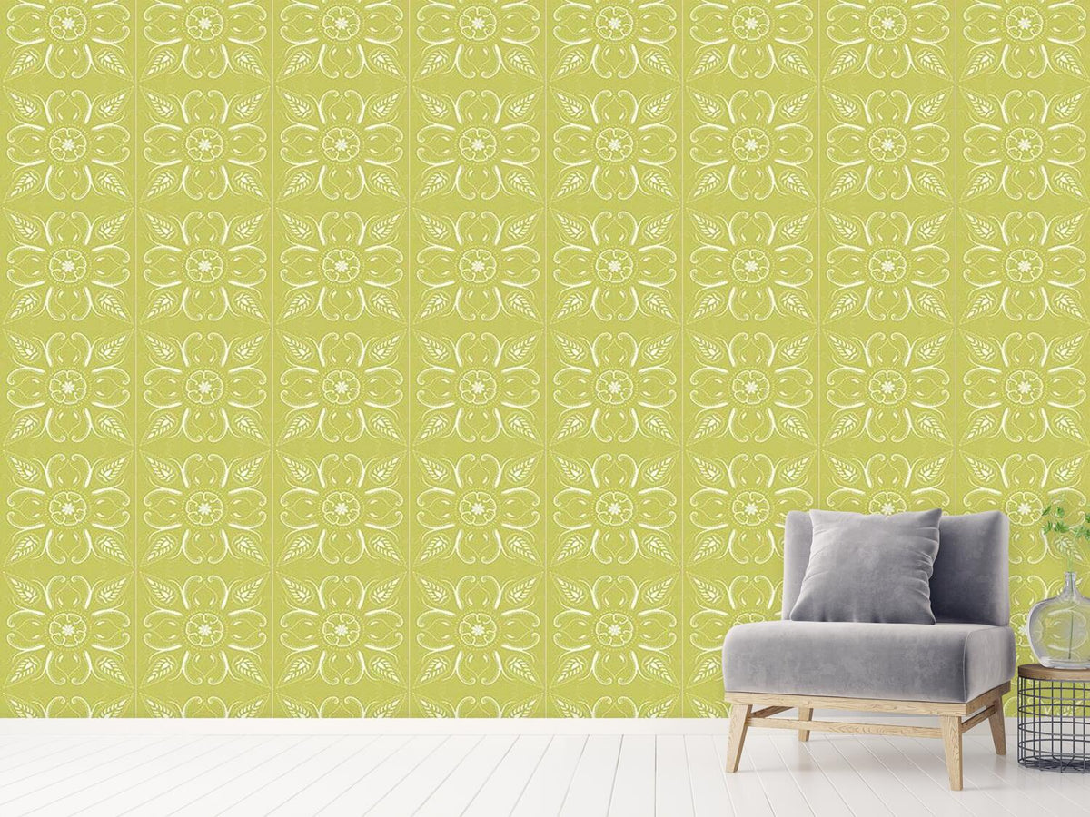 patterned-wallpaper-bandana-mellow-green