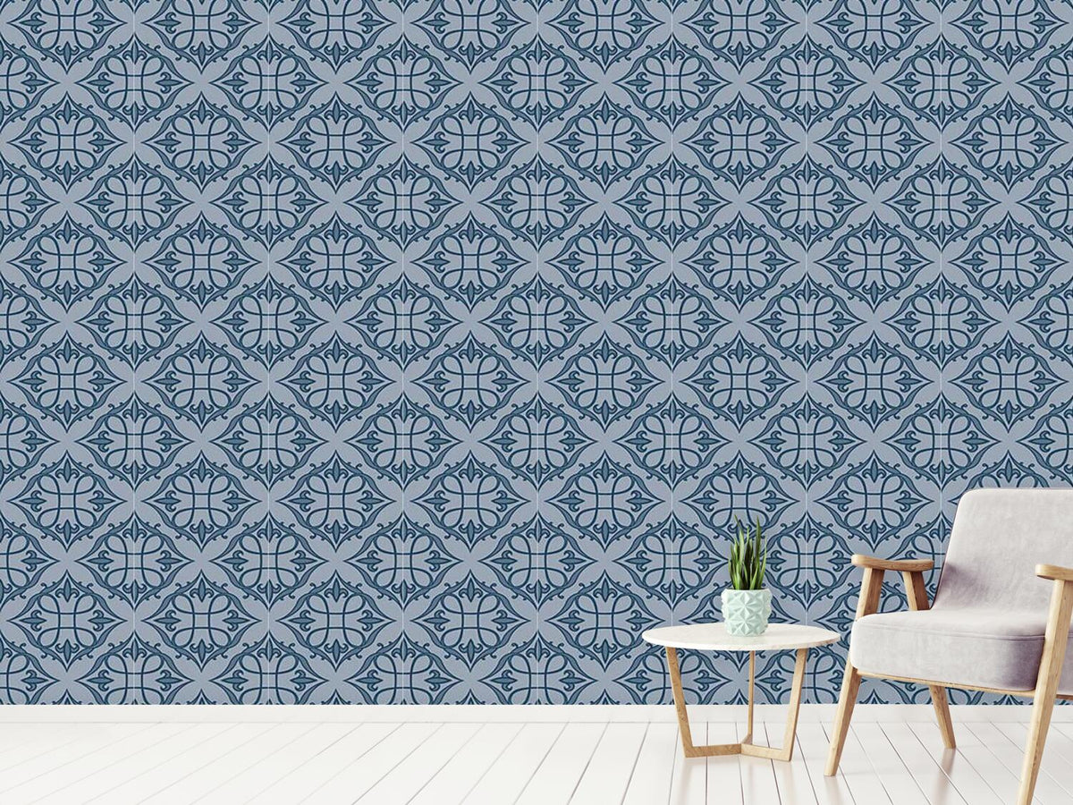 patterned-wallpaper-renaissance-blue