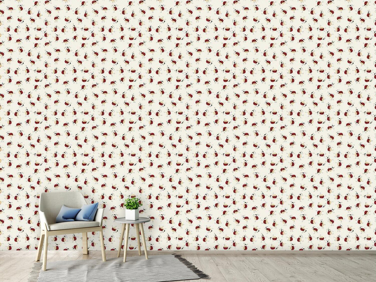 patterned-wallpaper-cartoon-ladybugs-dancing