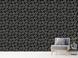 patterned-wallpaper-so-many-diamonds