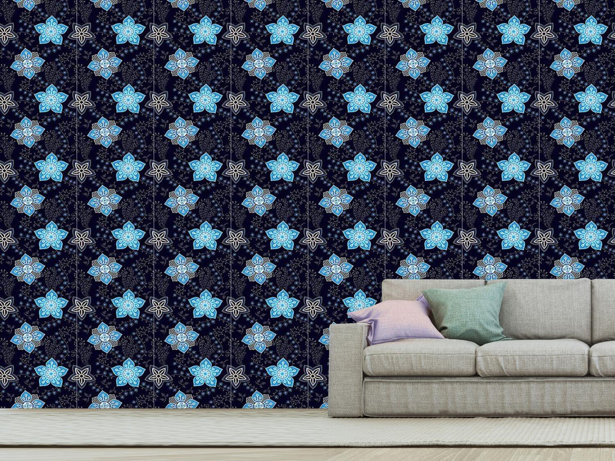 patterned-wallpaper-floral-night-compliments