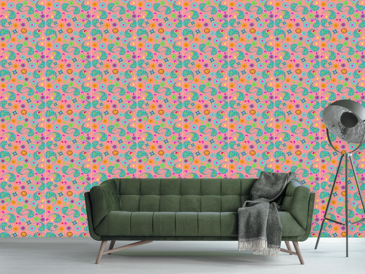 patterned-wallpaper-paisley-and-flower