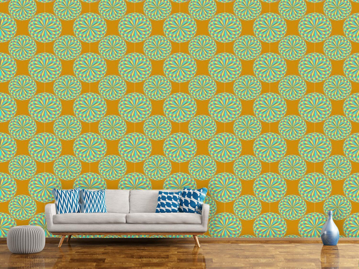 patterned-wallpaper-lanterns