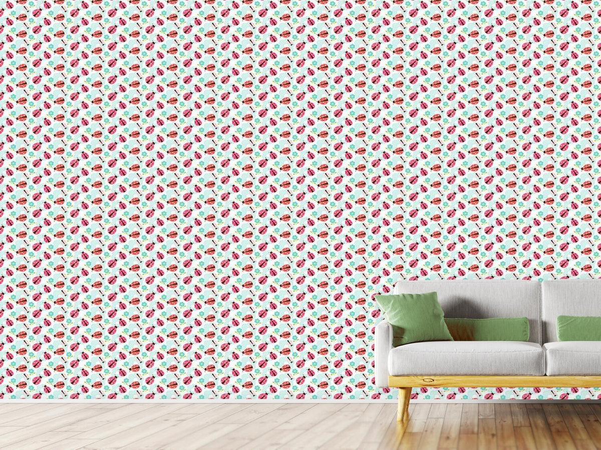 patterned-wallpaper-flowers-and-ladybugs