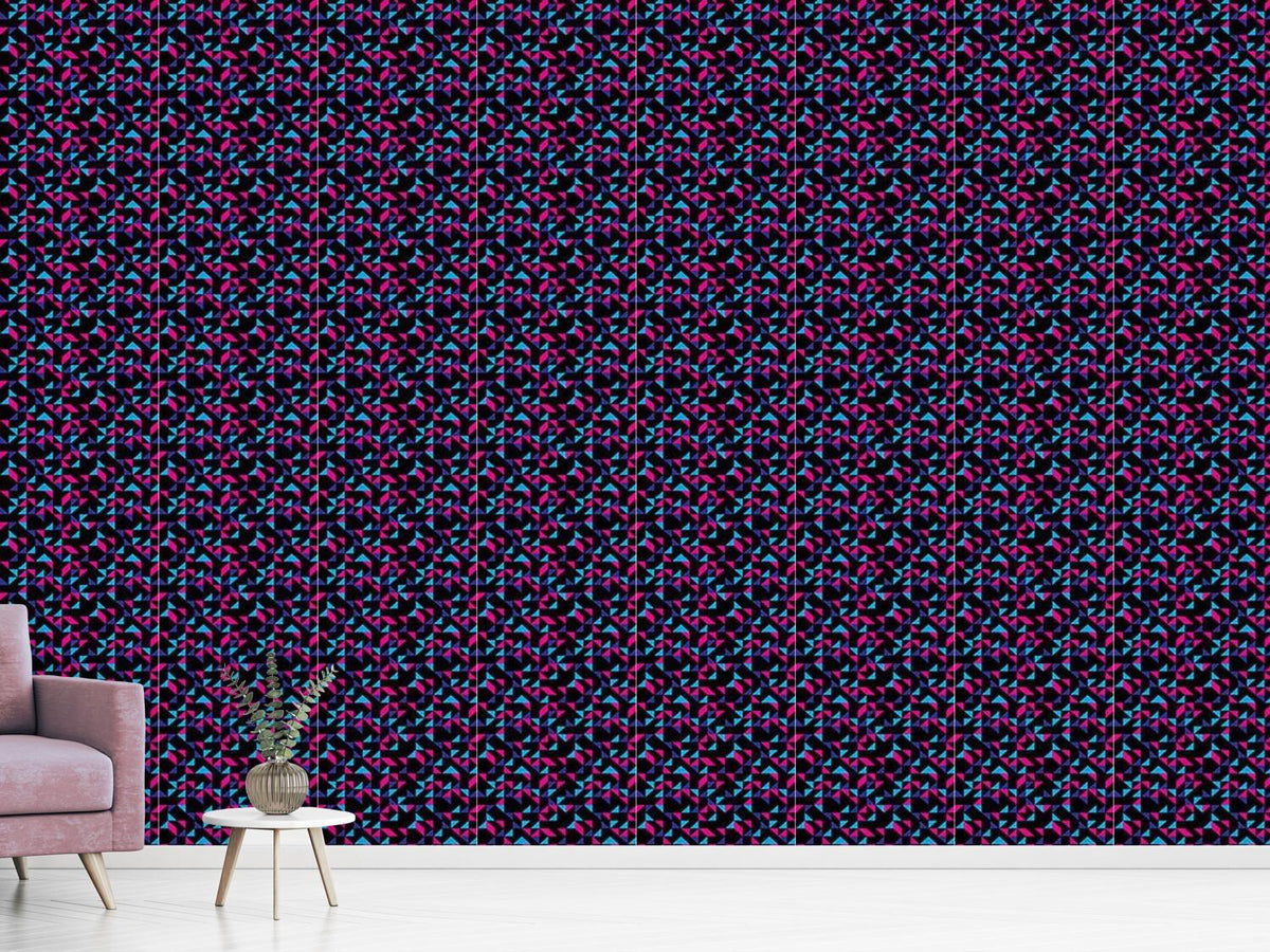 patterned-wallpaper-retro-triangles