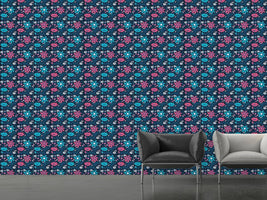 patterned-wallpaper-flowers-in-the-nightshade