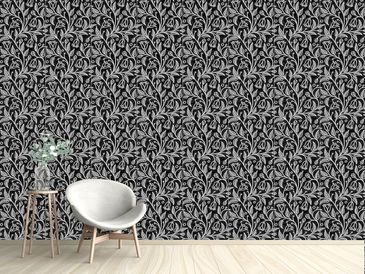 patterned-wallpaper-floral-engraving