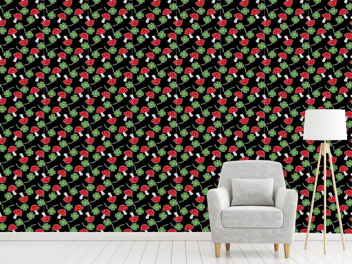 patterned-wallpaper-lucky-charms