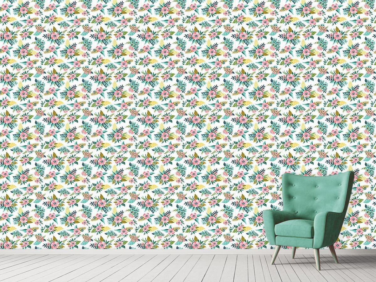 patterned-wallpaper-bouquet