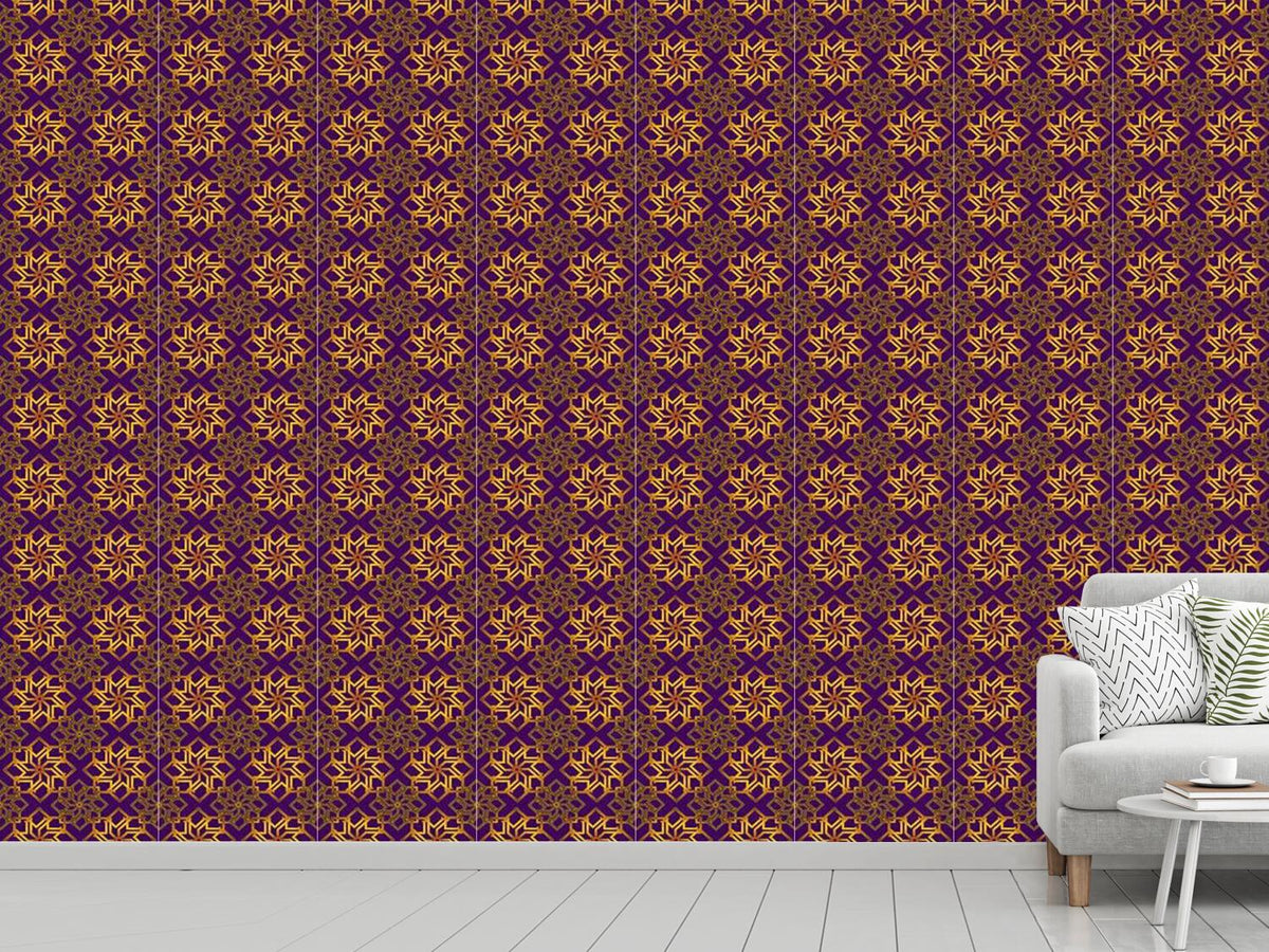 patterned-wallpaper-golden-stars-on-violet