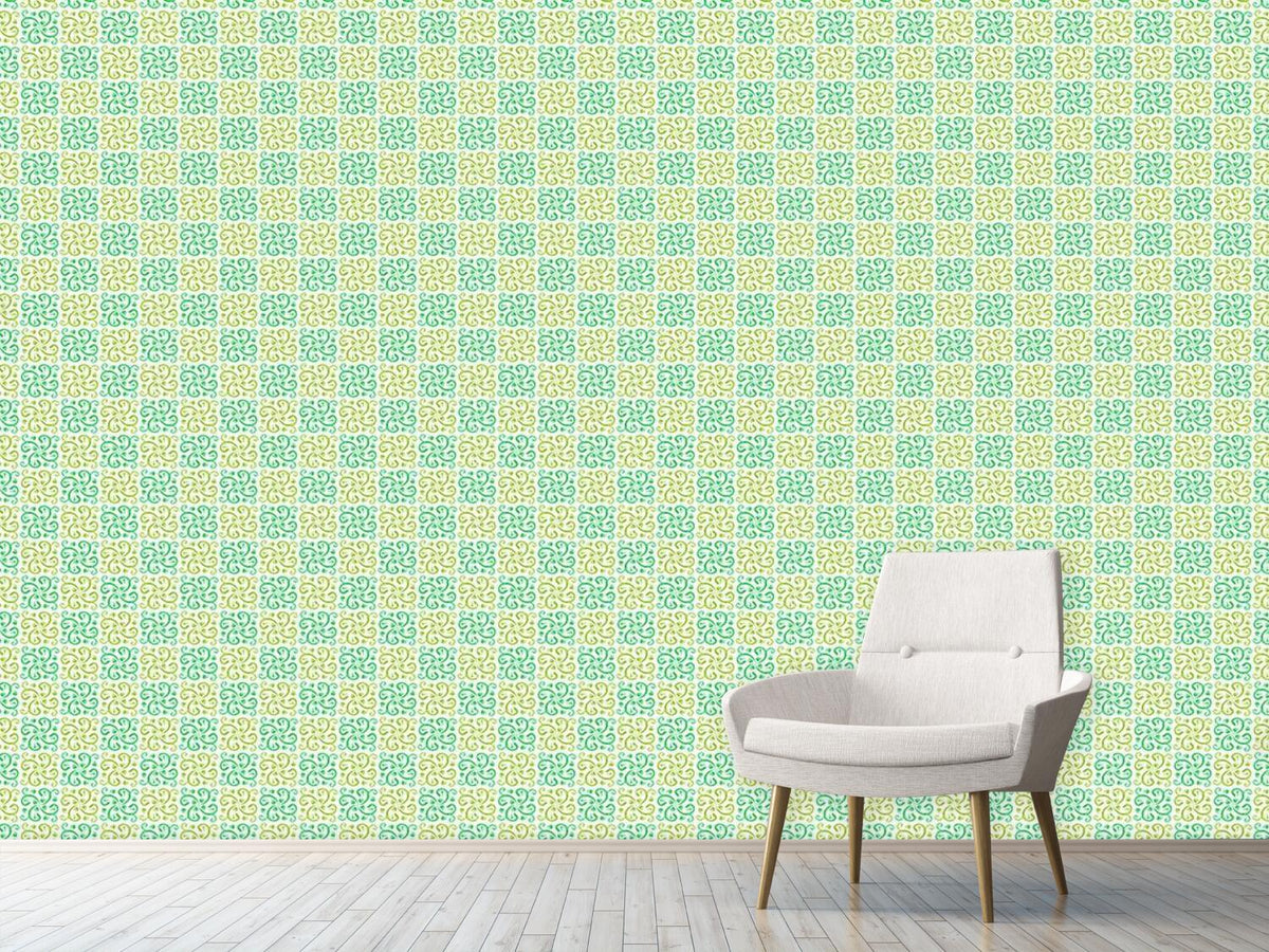 patterned-wallpaper-floral-swirl