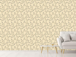 patterned-wallpaper-buzzy-bees